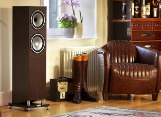 Chiêm ngưỡng đôi loa Revolution XT 8F