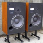 loa-JBL-L40
