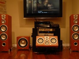 Loa JBL L880 – Loa nghe nhạc stereo và xem phim đẳng cấp của JBL Loa JBL Studio L880 anh dai dien