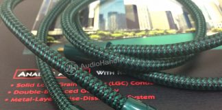 day tin hieu AudioQuest Chicago Rivers chuan