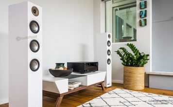 Loa Jamo S 809 chat