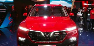 xe VinFast Lux SA 2.0 chuan
