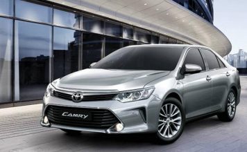 Mẫu xe ô tô nào nên lựa chọn trong tầm giá 1 tỷ? Xe Toyota Camry 2.5 G chuan