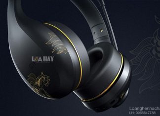 Đeo tai nghe Mi Bluetooth Karaoke Headphones Forbidden City Edition để trở thành ca sĩ Tai nghe Mi Bluetooth Karaoke Headphones Forbidden City Edition chuan
