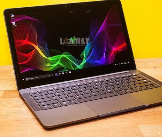May tinh choi game Razer Blade Stealth chuan