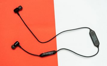 Tai nghe khong day JBL E25BT