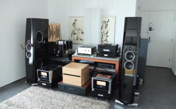 Loa Tidal Agoria hay