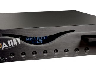 Tìm hiểu sự đa năng của mẫu đầu CD Audia Flight FL CD Three S Audia Flight FL CD ThreeS truoc