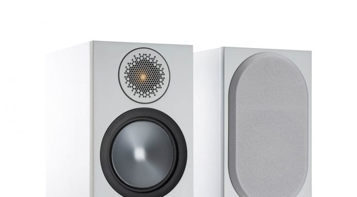 Monitor Audio Bronze 50 truoc