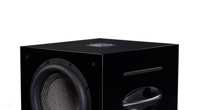 Âm trầm nghe đã tai hơn với việc trang bị mẫu loa REL Carbon Special REL Carbon Special