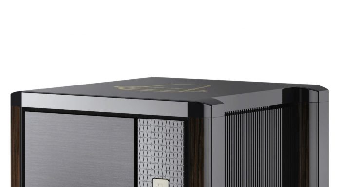 Thưởng thức phong vị châu Âu qua power ampli Kharma Enigma Veyron MP100 Kharma Enigma Veyron MP1000