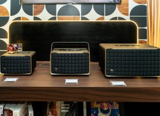 JBL Authentics Series can